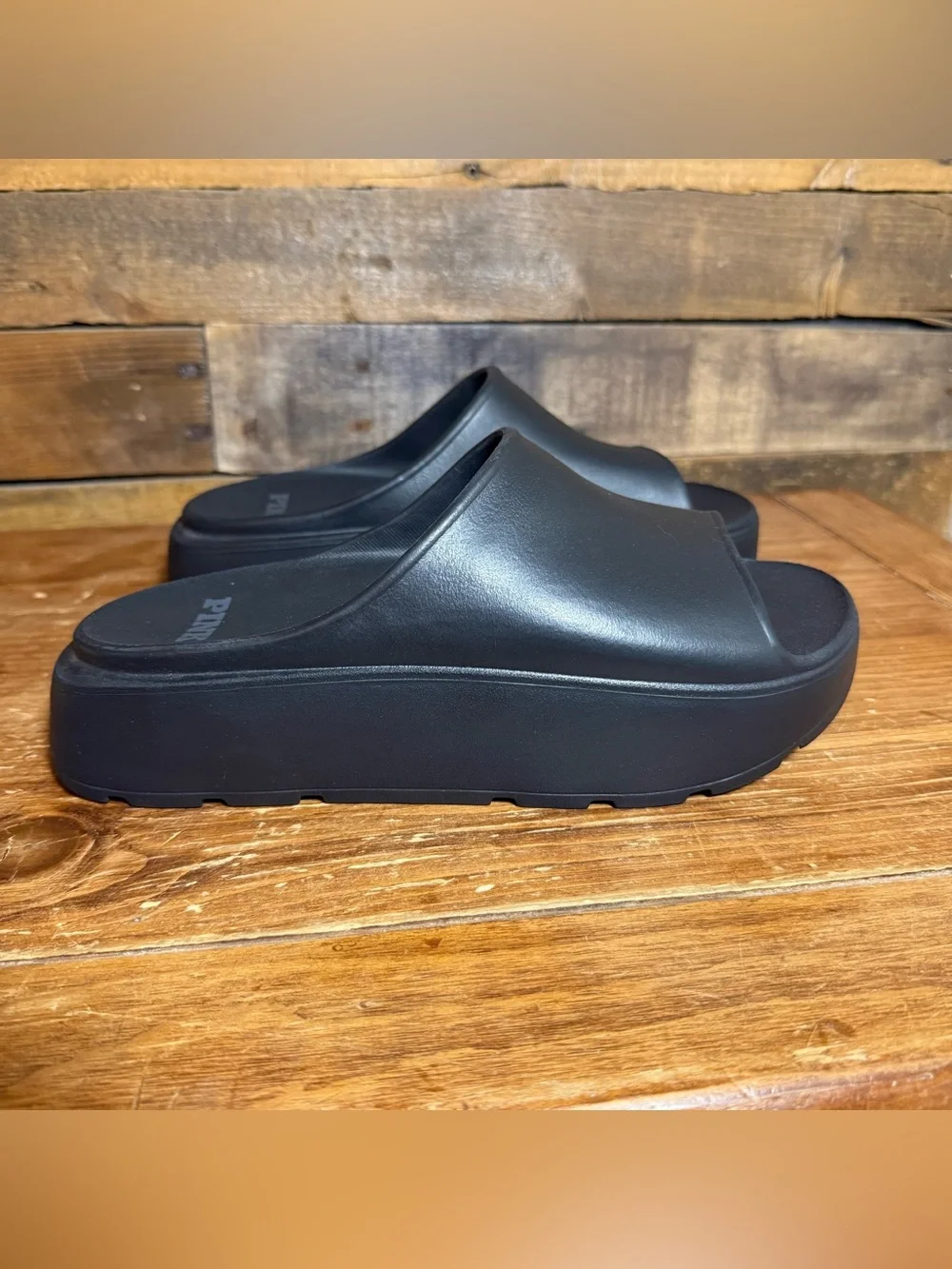 Victoria Secret PINK Platform Slide Sandals Size US 7/8 Black - Picture 3 of 10
